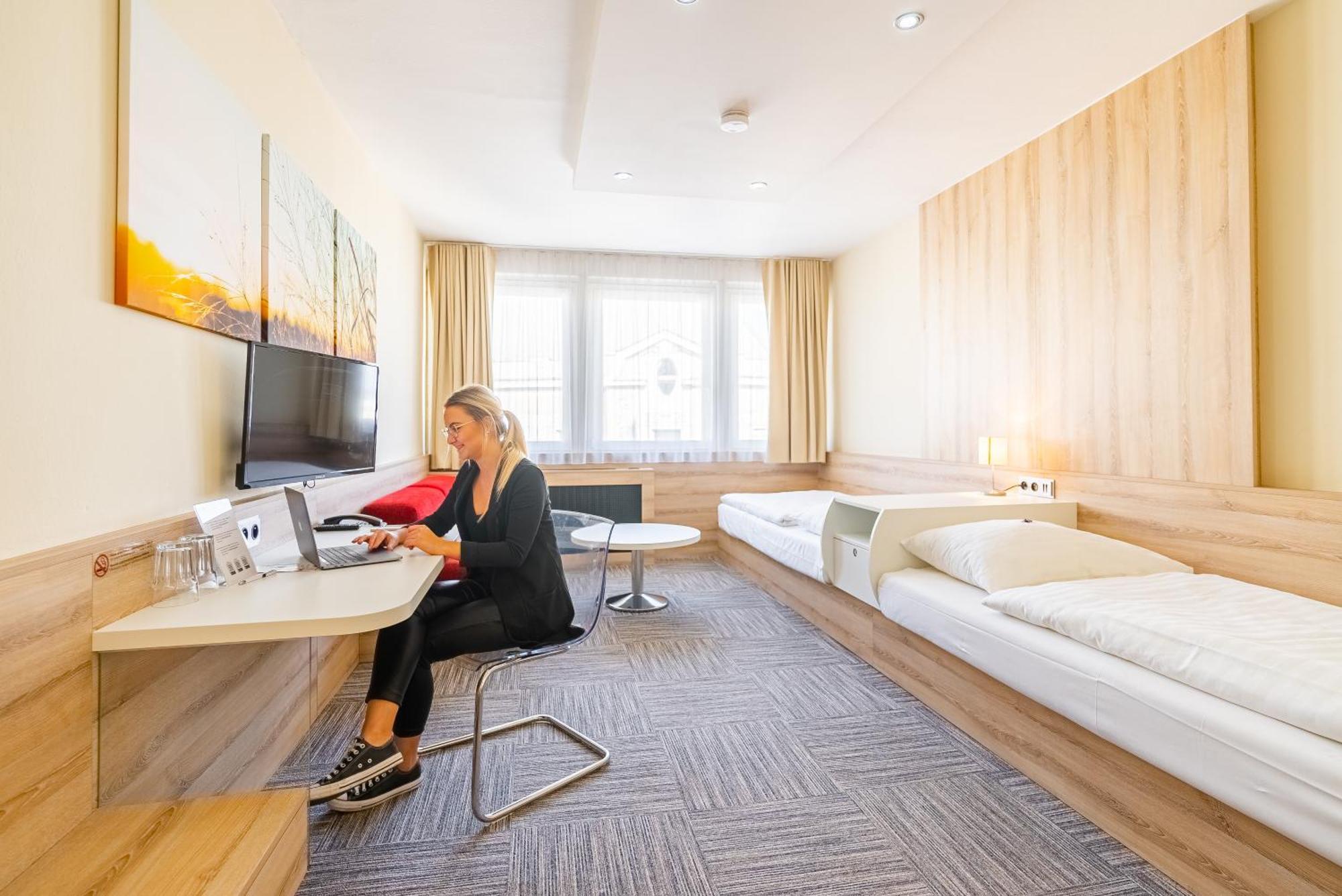 Hotel Koruna Опава Екстер'єр фото