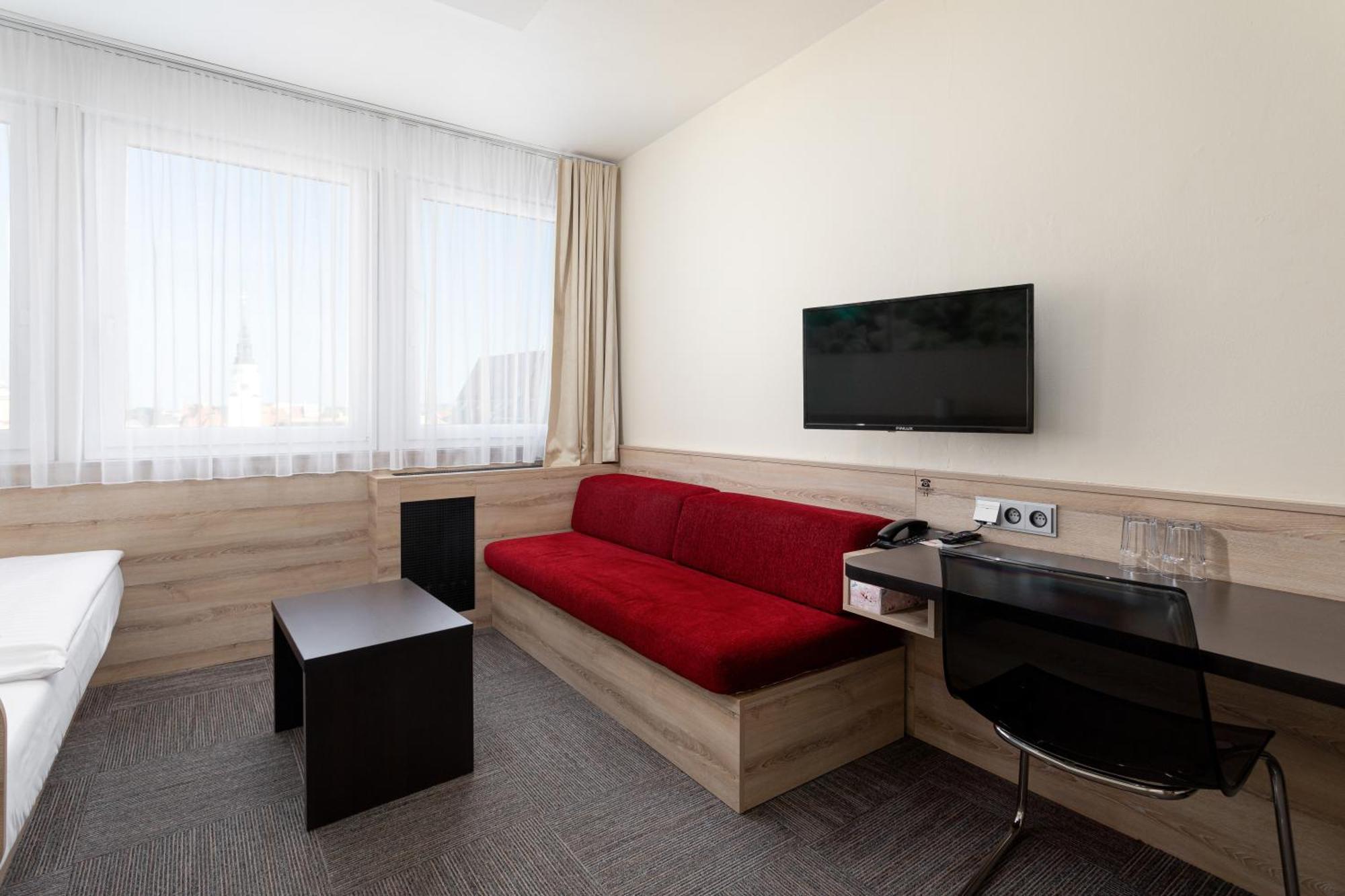 Hotel Koruna Опава Екстер'єр фото