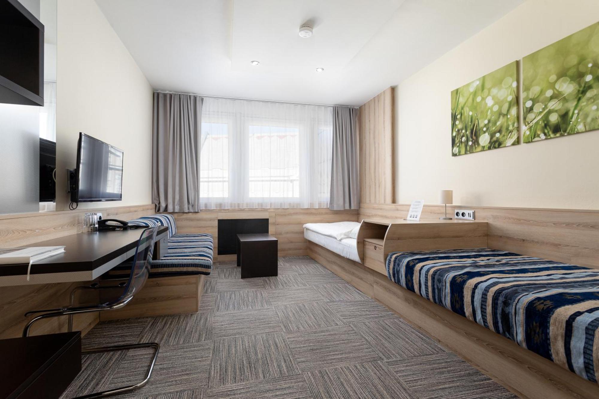 Hotel Koruna Опава Номер фото